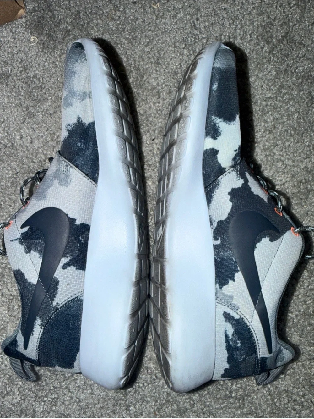 Nike Women’s Gray Black Camo Athletic Shoes -size 8